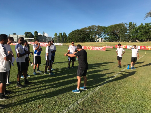 Le Stage FIFA Futuro 3 comme base de travail / ARBITRAGE Le Stage FIFA Futuro 3 comme base de travail / ARBITRAGE