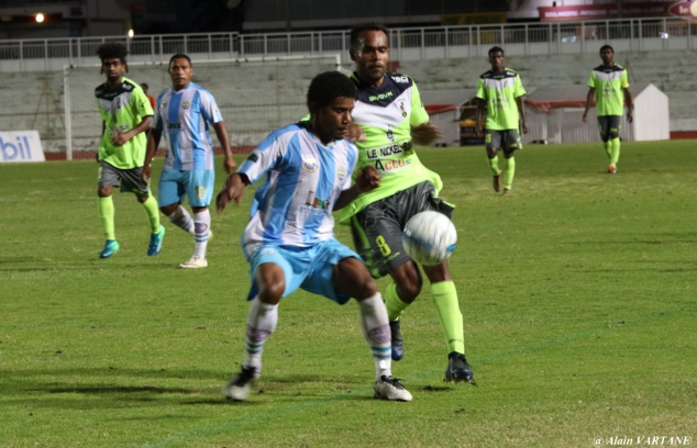 Magenta garde espoir / MOBIL SUPER LIGUE J16 (résultats-classement) Magenta garde espoir / MOBIL SUPER LIGUE J16 (résultats-classement)