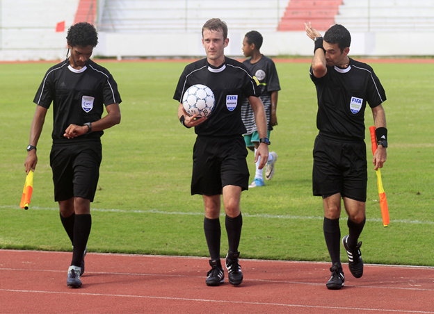 " Vous aussi devenez ARBITRES de football " / Saison 2020 - ARBITRAGE " Vous aussi devenez ARBITRES de football " / Saison 2020 - ARBITRAGE