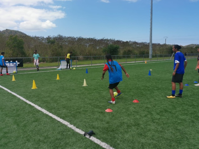Le Festival Féminin " La Belle et le Foot " a débuté ce samedi / FCF (Photos) Le Festival Féminin " La Belle et le Foot " a débuté ce samedi / FCF (Photos)