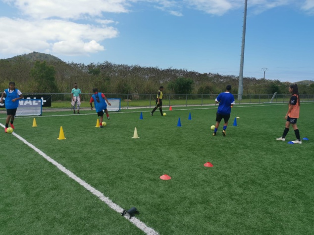 Le Festival Féminin " La Belle et le Foot " a débuté ce samedi / FCF (Photos) Le Festival Féminin " La Belle et le Foot " a débuté ce samedi / FCF (Photos)