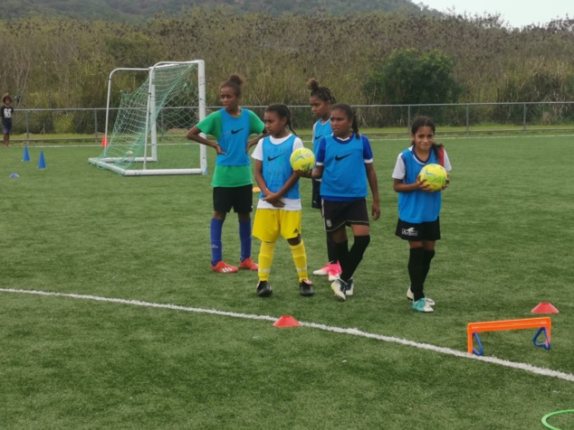 Le Festival Féminin " La Belle et le Foot " a débuté ce samedi / FCF (Photos) Le Festival Féminin " La Belle et le Foot " a débuté ce samedi / FCF (Photos)