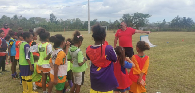 130 footballeuses à La Foa pour finir en beauté / Festival Féminin " La Belle et le Foot " (2020) 130 footballeuses à La Foa pour finir en beauté / Festival Féminin " La Belle et le Foot " (2020)