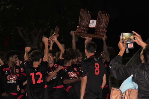 Un solide CHAMPION / Championnat FCF U18 - L'AS MONT DORE vainqueur de la 1ère édition du championnat fédéral U18 Un solide CHAMPION / Championnat FCF U18 - L'AS MONT DORE vainqueur de la 1ère édition du championnat fédéral U18