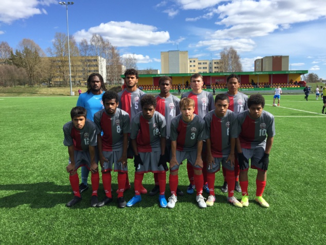 La Nouvelle-Calédonie perd en tenant tête aux Iles-Féroé (0-1) | Tournoi U16 UEFA - ESTONIE La Nouvelle-Calédonie perd en tenant tête aux Iles-Féroé (0-1) | Tournoi U16 UEFA - ESTONIE