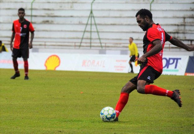 Crédit Photo : Mye UNË | Saison 2021 | L'AS MONT-DORE de DAN VAKIE reçoit DUMBEA ce samedi au Stade BOEWA de BOULARI