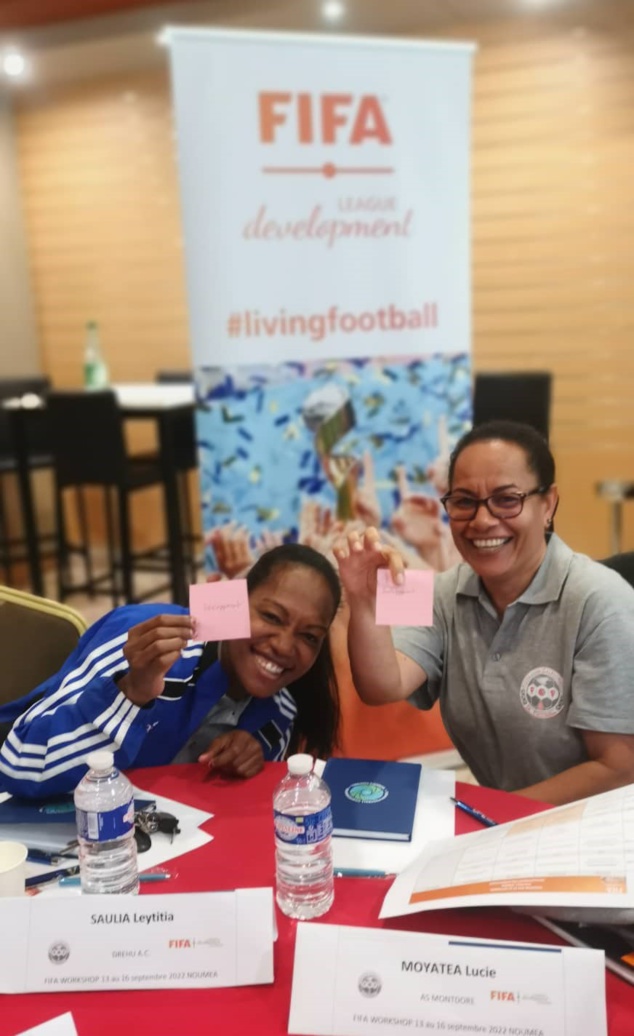 Une semaine au parfum "FOOT FEMININ" | SEMINAIRE FIFA + 1/2 FINALES COUPE de CALEDONIE (Programme) Une semaine au parfum "FOOT FEMININ" | SEMINAIRE FIFA + 1/2 FINALES COUPE de CALEDONIE (Programme)