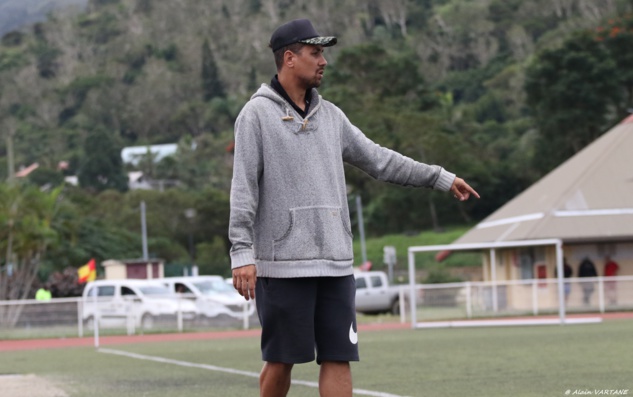 Kenjy VENDEGOU, entraîneur de l'ASK. Kenjy VENDEGOU, entraîneur de l'ASK.