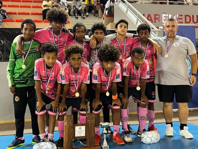 Après le FUTSAL, place au FESTIVAL TERRITORIAL FOOT U13 | Samedi 3 décembre - Stade BOEWA (8H30 - 16h30) Après le FUTSAL, place au FESTIVAL TERRITORIAL FOOT U13 | Samedi 3 décembre - Stade BOEWA (8H30 - 16h30)