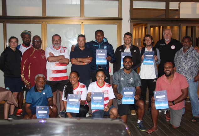 En photo, la 1ère promotion du BMF, celle de 2021, dont les diplômés ont reçu officiellement leurs diplômes en 2022. En photo, la 1ère promotion du BMF, celle de 2021, dont les diplômés ont reçu officiellement leurs diplômes en 2022.