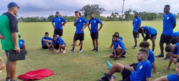 Coup d'envoi lundi (12H00) pour TIGA SPORT | Champions League OFC | As Pirae (TAH) vs Tiga Sport (NC) = en DIRECT TV (NC 1ère) Coup d'envoi lundi (12H00) pour TIGA SPORT | Champions League OFC | As Pirae (TAH) vs Tiga Sport (NC) = en DIRECT TV (NC 1ère)