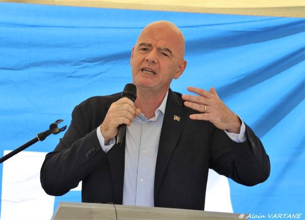 Monsieur le Président de la FIFA, Gianni INFANTINO