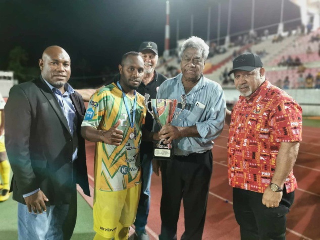 HIENGHENE SPORT au bout du suspense remporte la COUPE | FINALE de COUPE DE CALEDONIE (2-2 / 5 tab à 4)