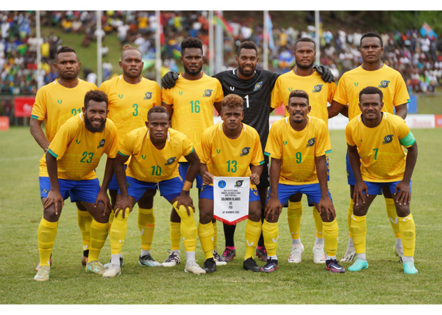 La Team Salomonaise, redoutable offensivement et soutenue par un public toujours en feu. La Team Salomonaise, redoutable offensivement et soutenue par un public toujours en feu.