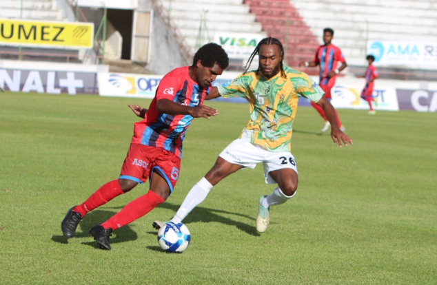GAÏCA fait tomber le Champion en titre MAGENTA / Crédit Photo : 678 Photograph - FCF GAÏCA fait tomber le Champion en titre MAGENTA / Crédit Photo : 678 Photograph - FCF