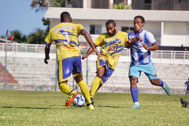 Hienghène Sport et l'Horizon Patho se sont neutralisés ce dimanche (1-1). Hienghène Sport et l'Horizon Patho se sont neutralisés ce dimanche (1-1).