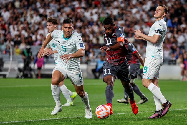 César ZEOULA, face aux "All whites" de Chris WOOD, lors de la finale OFC de mars 2025. Crédit OFC César ZEOULA, face aux "All whites" de Chris WOOD, lors de la finale OFC de mars 2025. Crédit OFC