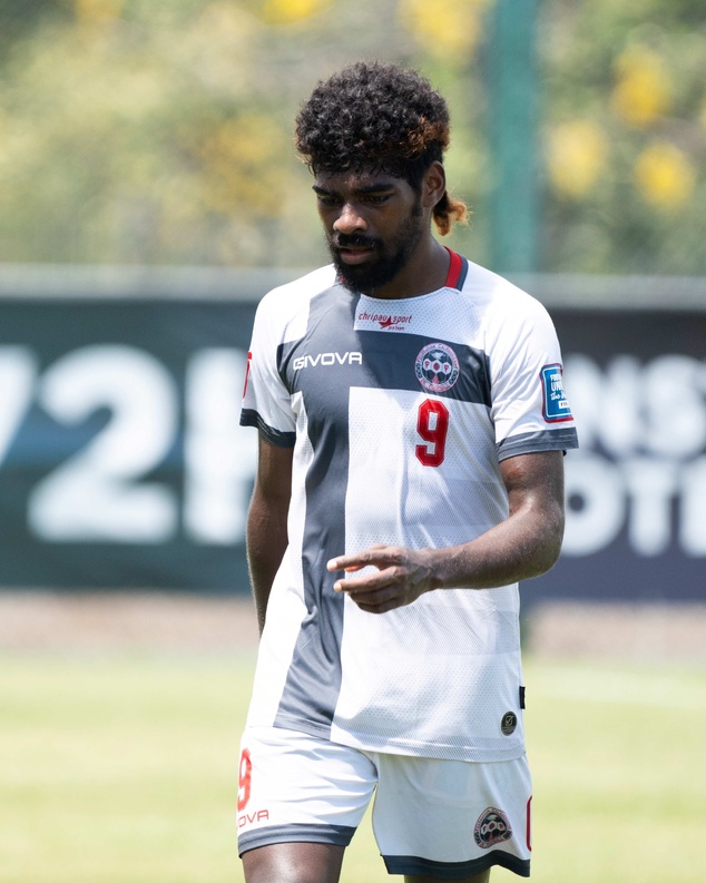 Jean-Jacques KATRAWA, attaquant titulaire en corse en National 3