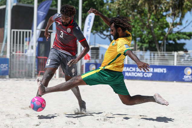 Les CAGOUS dominent les vanuatais (7-5) / Coupe des Nations BEACH SOCCER de l'OFC (Tahiti, du 22-31 octobre) Les CAGOUS dominent les vanuatais (7-5) / Coupe des Nations BEACH SOCCER de l'OFC (Tahiti, du 22-31 octobre)