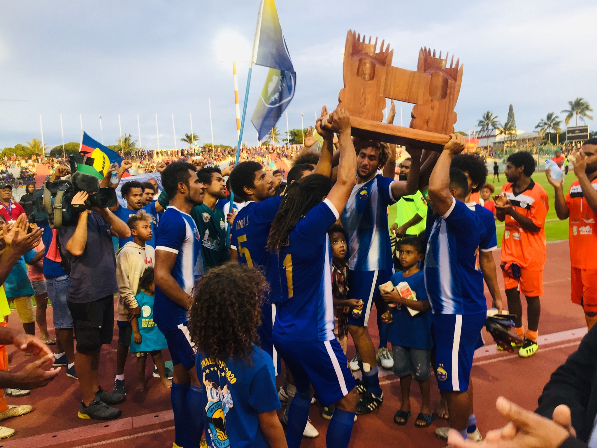 Et de 4 pour HIENGHENE SPORT  / Finale - Coupe de Calédonie / REPLAY VIDEO