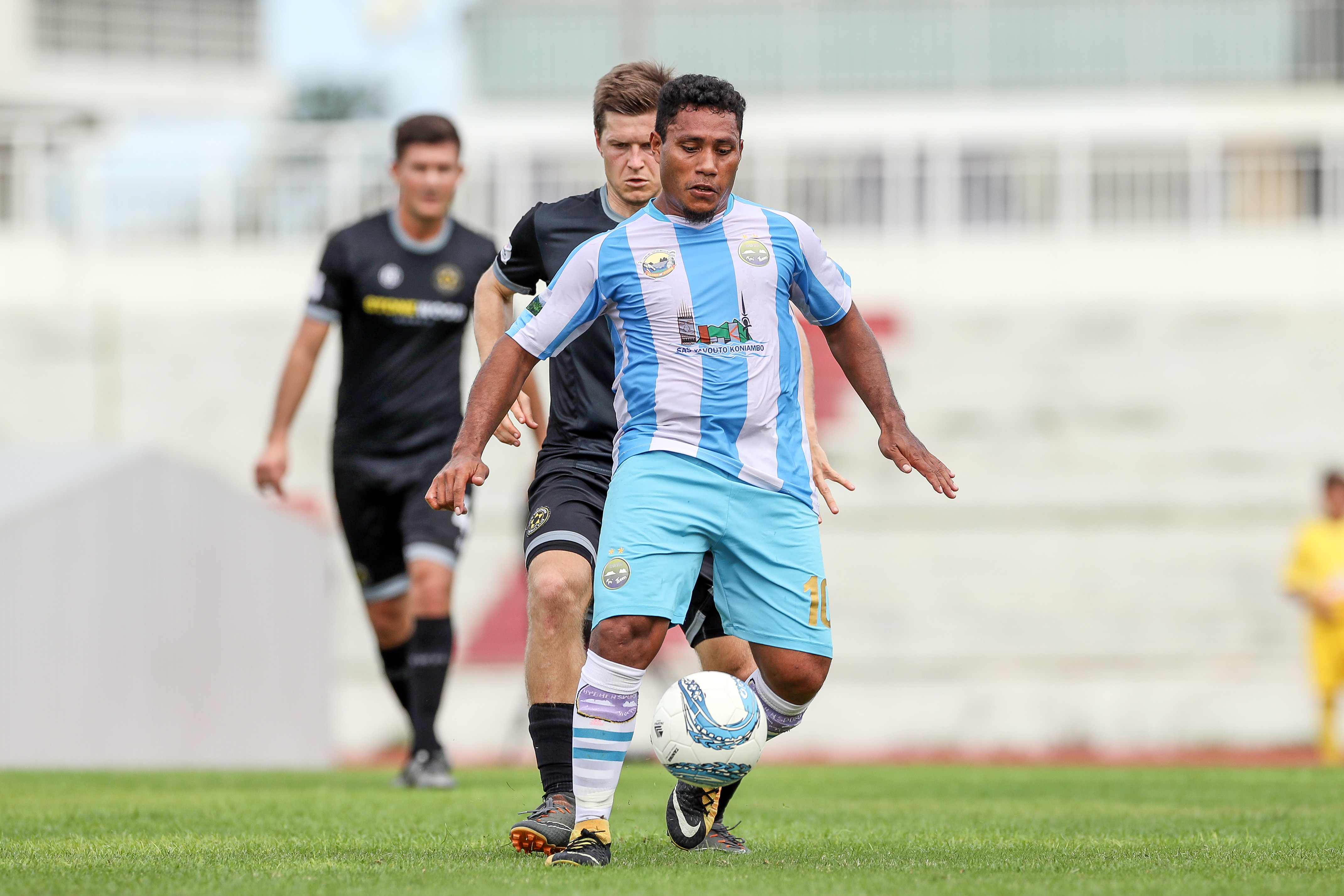 Crédit Photo OFC / Miguel Kayara, ici en demi-finale de la Ligue des Champions d'Océanie 2019. Hienghène s'imposera 2 à 0 face à Team Wellington, avant de s'offrir ensuite un premier titre historique de Champion d'Océanie.
