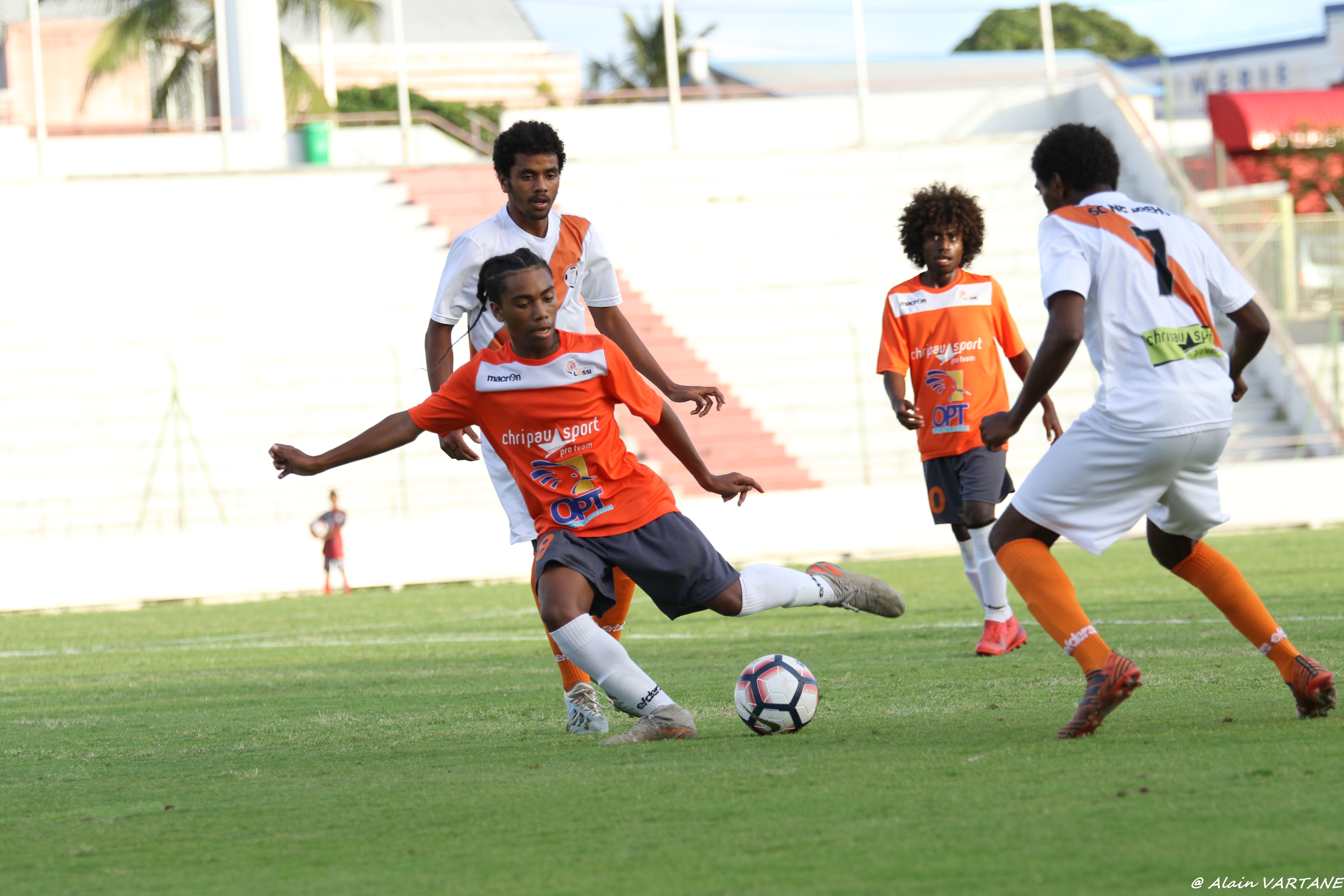 Ne Drehu et Lössi n'ont pu se départager jeudi lors de la 6ème journée du Championnat FCF U18 /Photo archive 2020 : Alain VARTANE