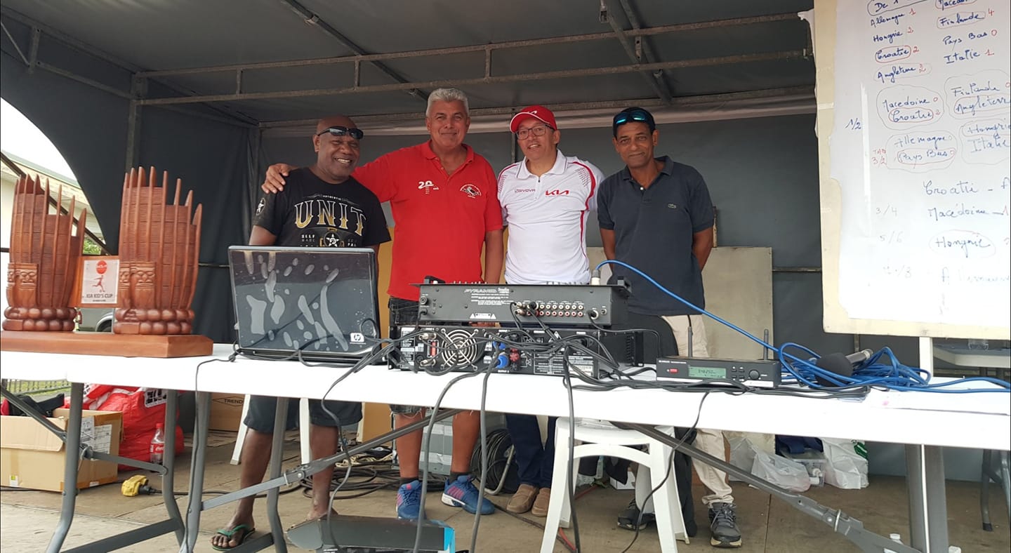 L'équipe de bénévoles-organisateurs mise en place par l'AS MONT-DORE,  au centre du dispositif de l'évènement Kia Kids Cup.