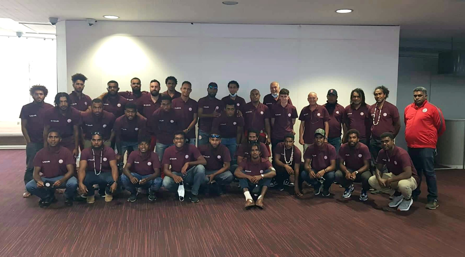 L'équipe de Calédonie, ici en transit à Paris.