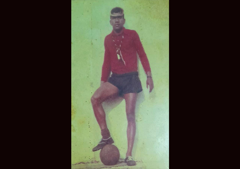 MOKA WACALIE, ancien footballeur et dirigeant calédonien.