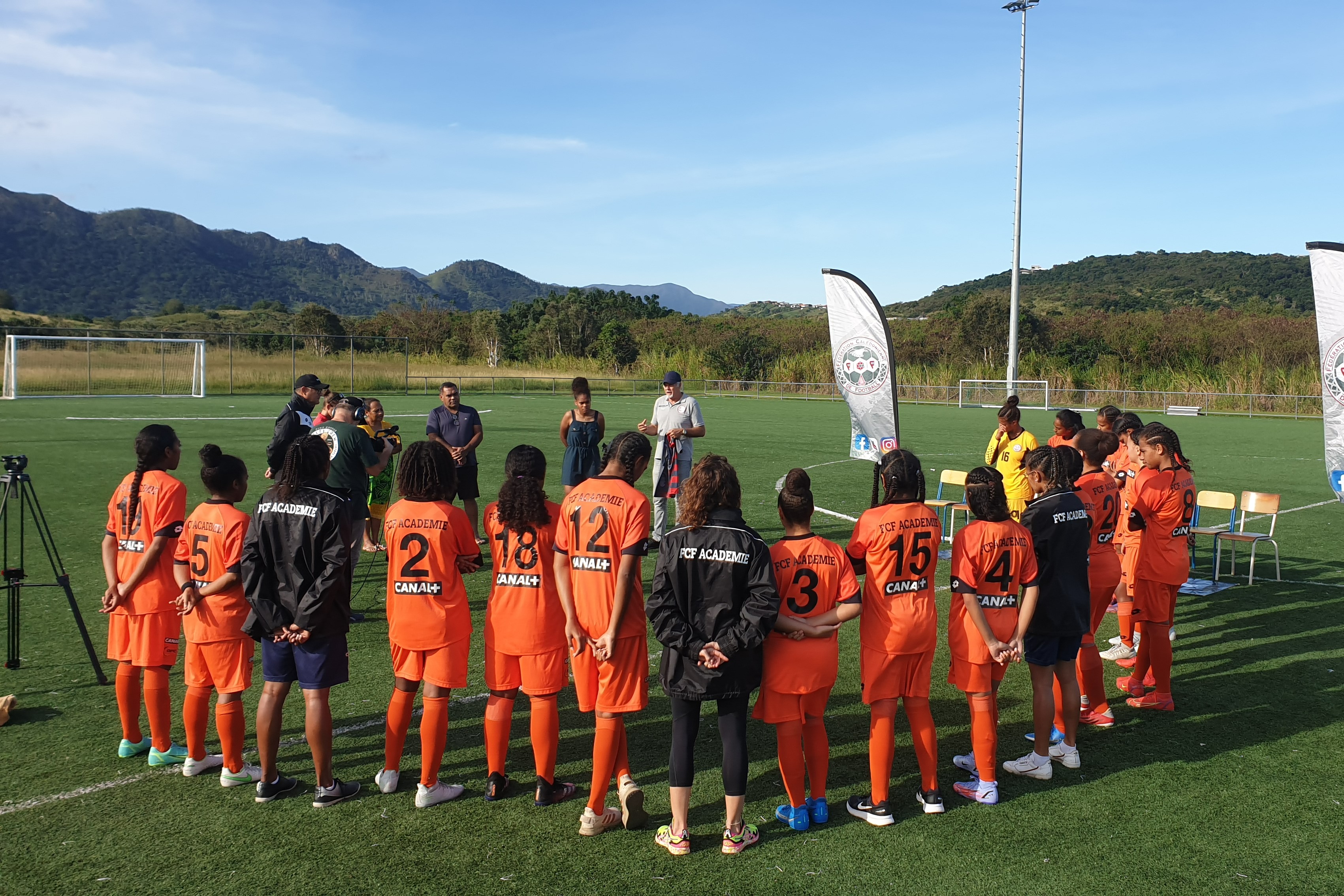 CALEDOFOOT spécial "ACADEMIE FCF FEMININES" | VIDEO (semaine prochaine)