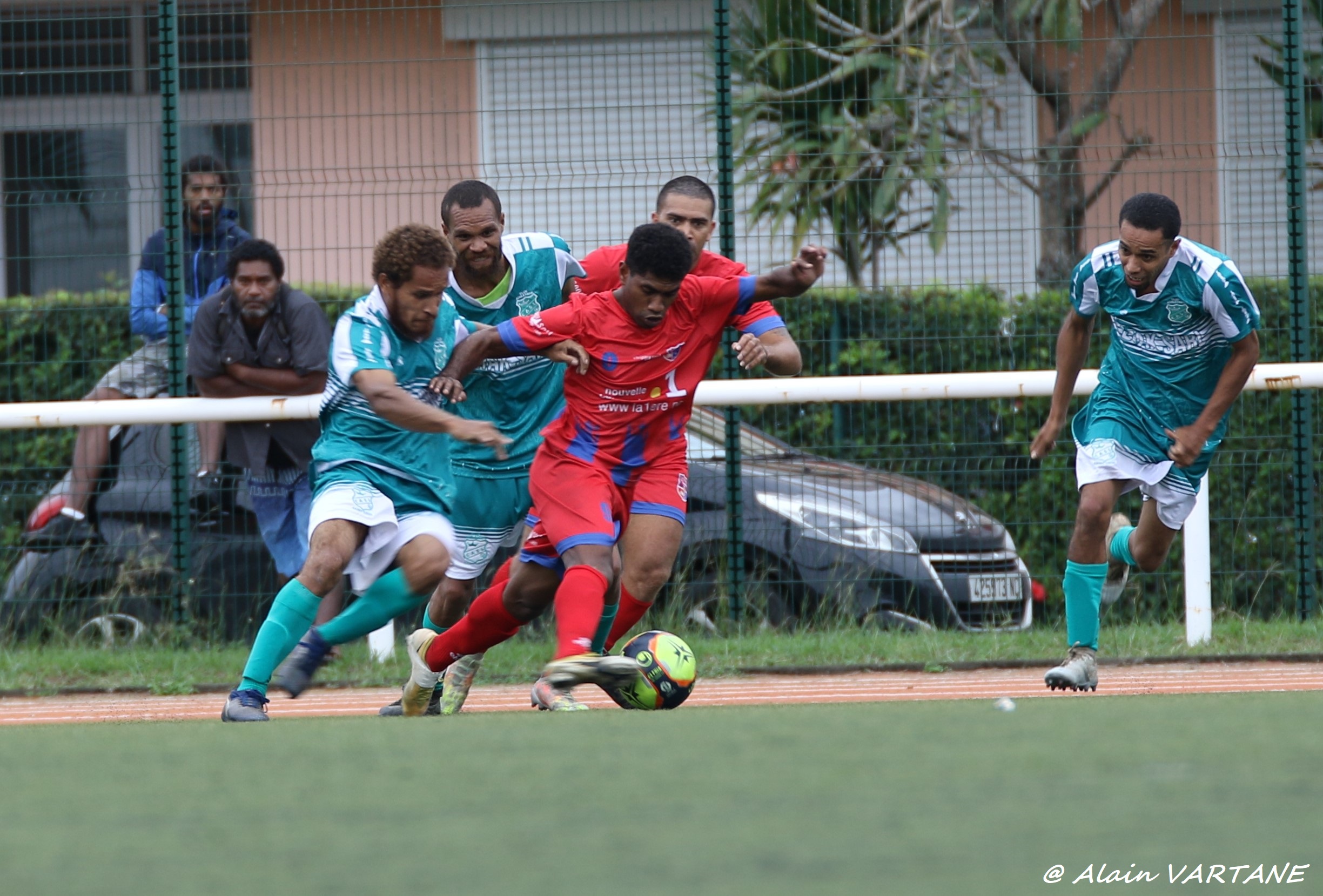 SCORES WEEK-END : SUPER LIGUE J21 - 1/4 COUPE FUTSAL - CHAMPIONNAT SENIORS FILLES - PH SUD