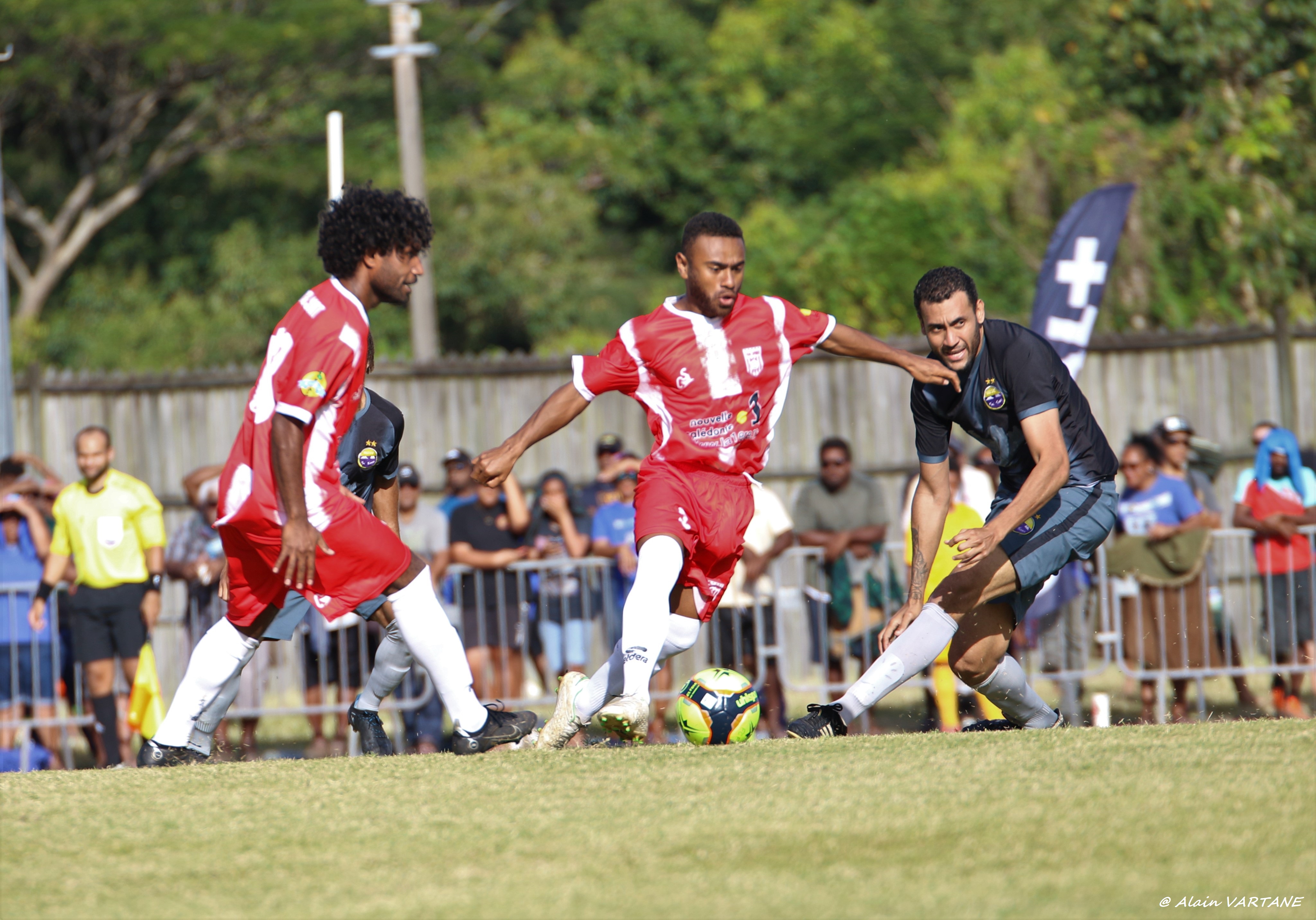 Crédit Photo : Alain VARTANE | En finale de COUPE l'an passé, Hienghène et Tiga nous avait livré un duel de haute intensité.