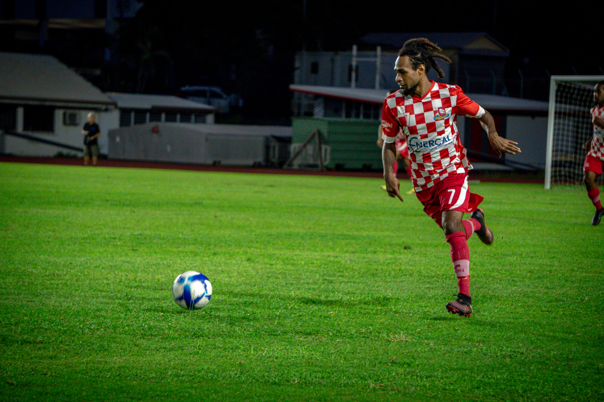 Eliminé en Coupe de Calédonie samedi dernier, l'AS KUNIE tentera de poursuivre l'aventure en championnat face à Tiga, ce samedi. Crédit FCF