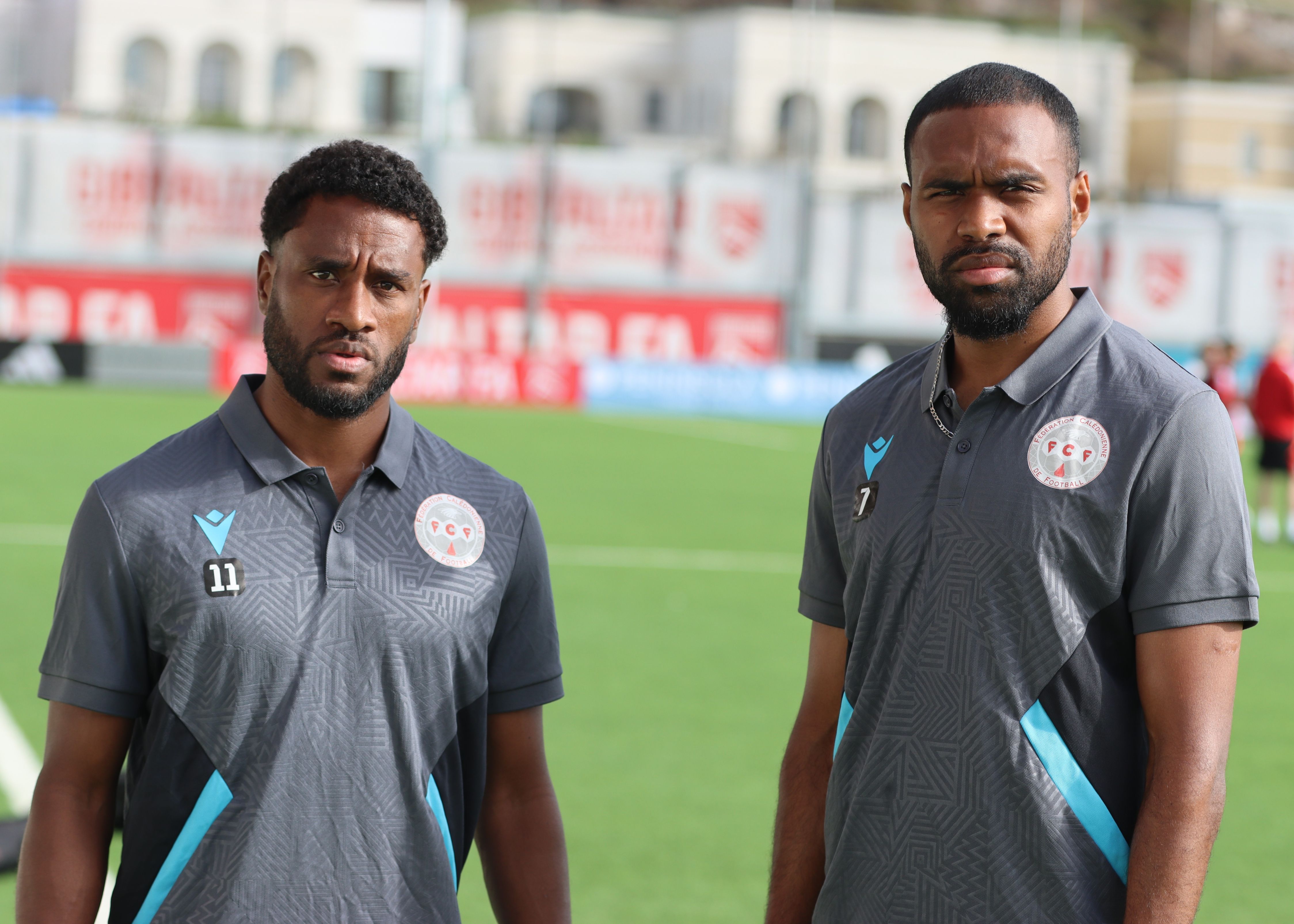 César ZEOULA (à gauche) et Jeko JENO (à droite), deux cadres de cette équipe de Calédonie. Crédit FCF