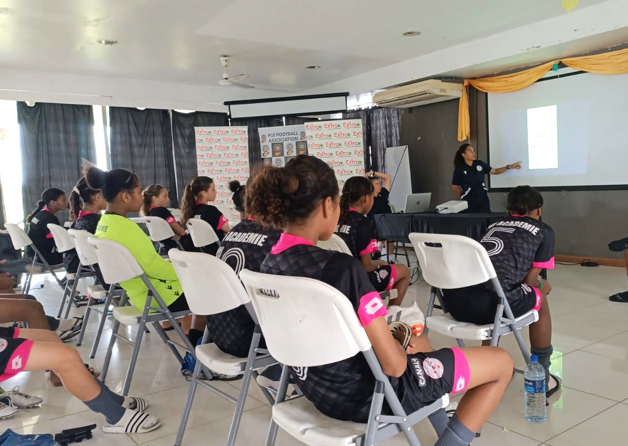 "Séjour fidjien" riche en expérience pour l'Académie FCF | Échanges inter-académies [Ncl/Fidji]