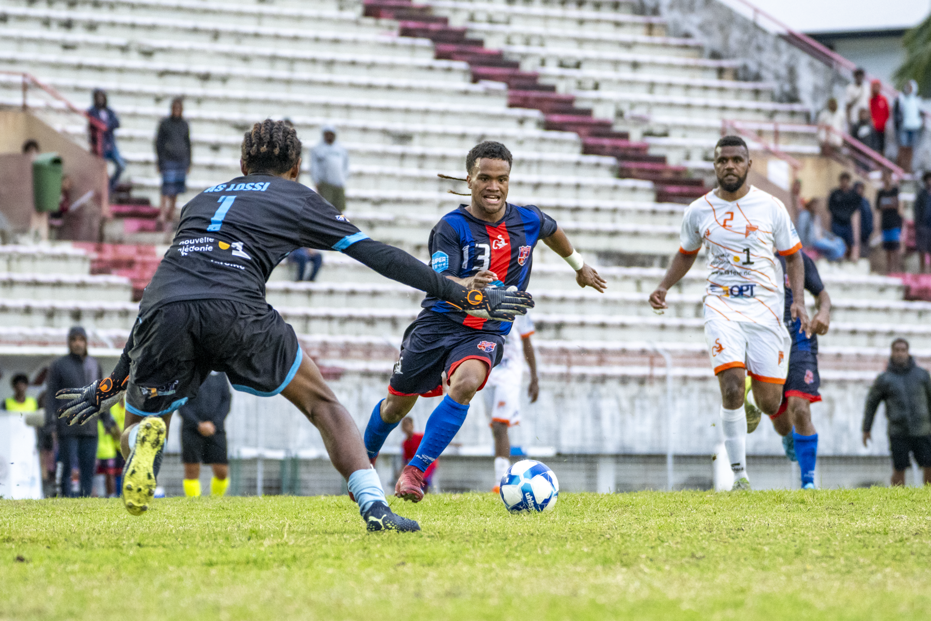 Crédit Photo : Noah WAWALAHA pour FCF | La SUPER LIGUE sera de retour le samedi 7 mars prochain pour une nouvelle saison pleine d'émotions !